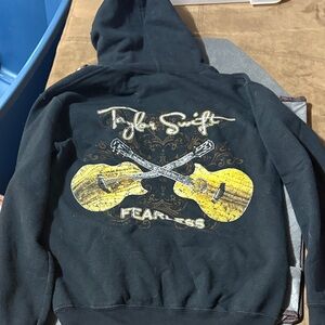 Taylor Swift Fearless tour hoodie